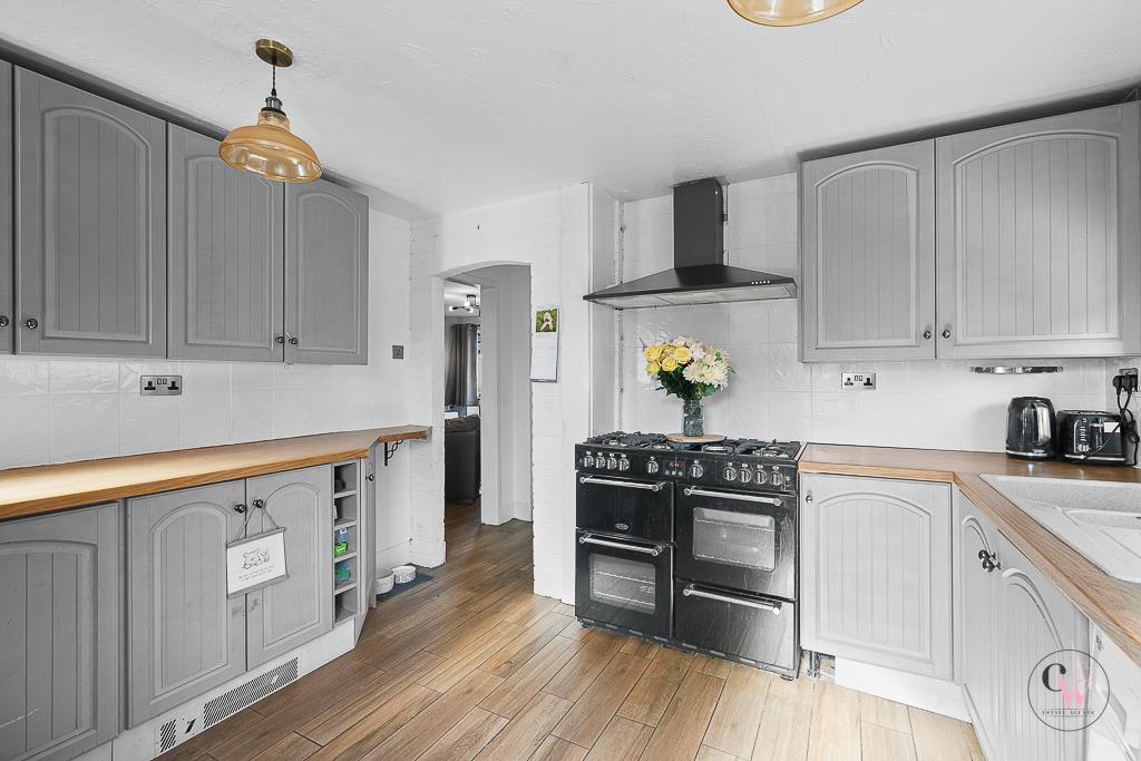 Newall Crescent, Winsford CW Estate Agents